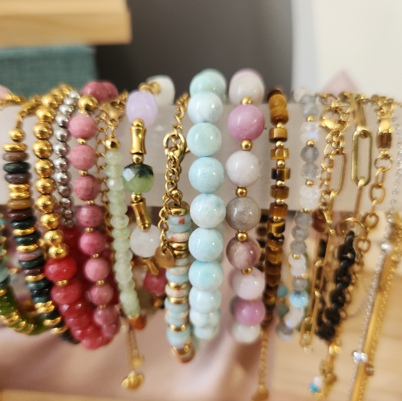 💕💕 hey Im live!!! Come join me for beautiful jewelry pieces - Picture 6 of 10